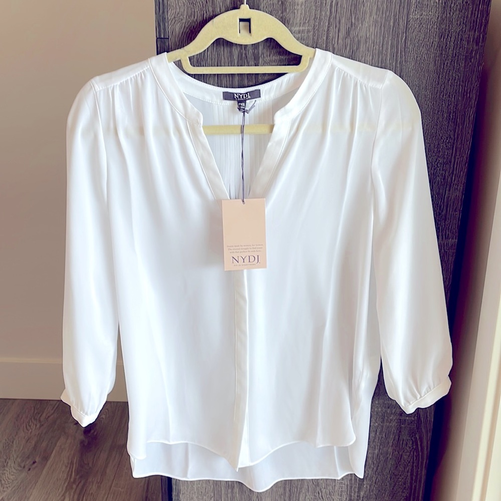 NYDJ Brand New Never Worn OpticWhite Pintuck Blouse